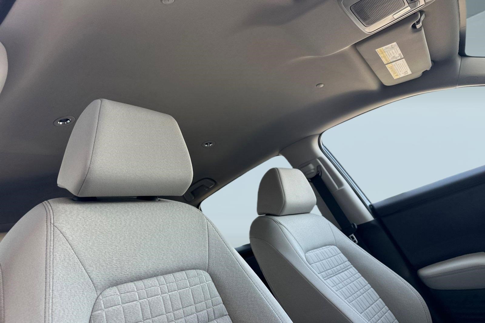 New 2026 Honda HR-V LX image 23