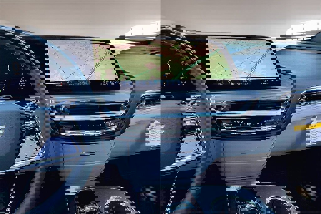 New 2026 Cadillac Lyriq Sport image 7