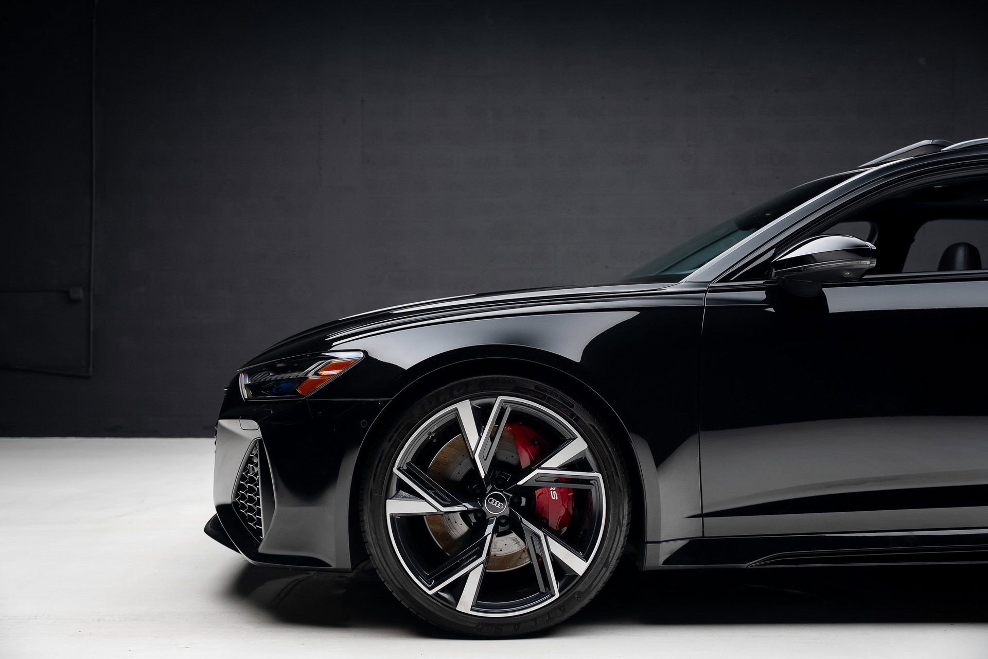 Used 2022 Audi RS 6 AWD/4WD image 16