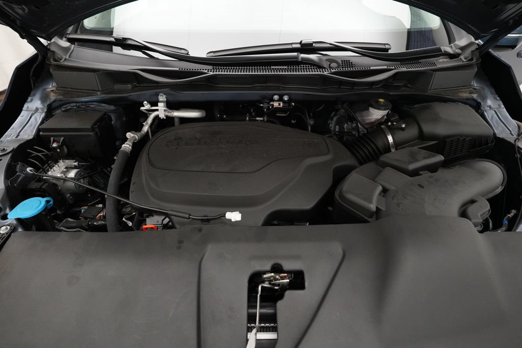Certified 2026 Honda Odyssey Elite image 3
