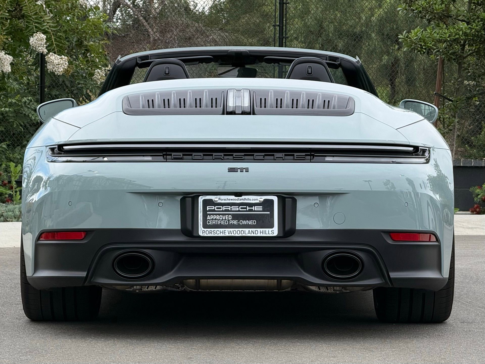 Used 2025 Porsche 911 Carrera image 6