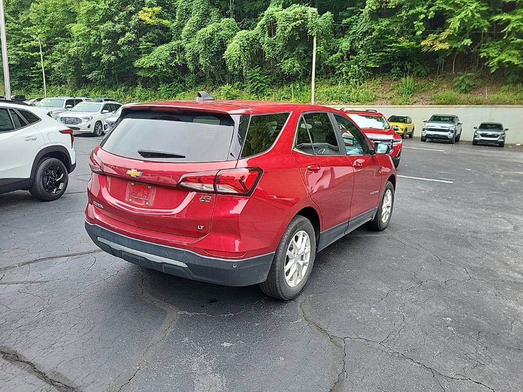 Used 2024 Chevrolet Equinox LT FWD image 8
