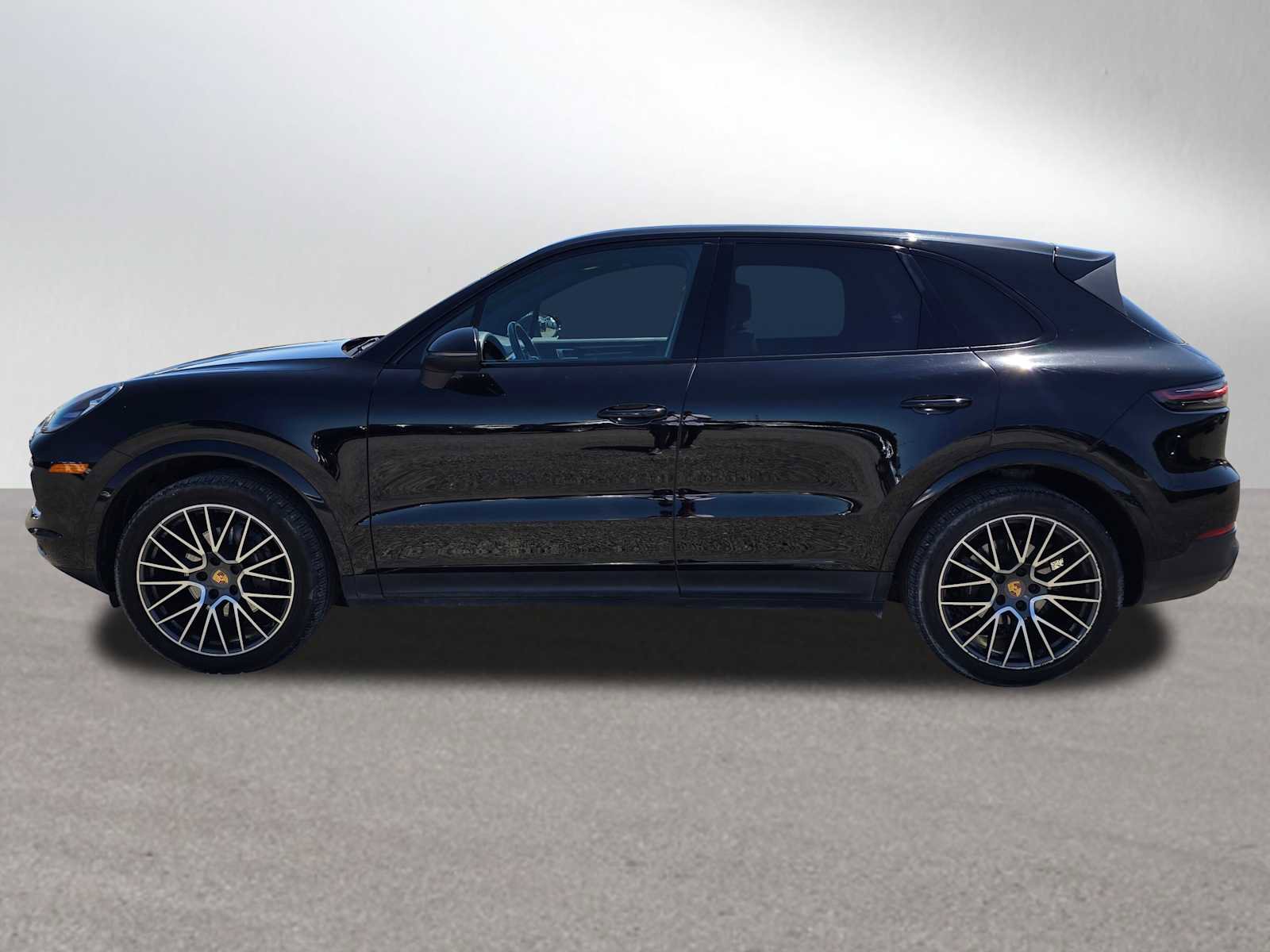 Used 2019 Porsche Cayenne AWD/4WD image 6