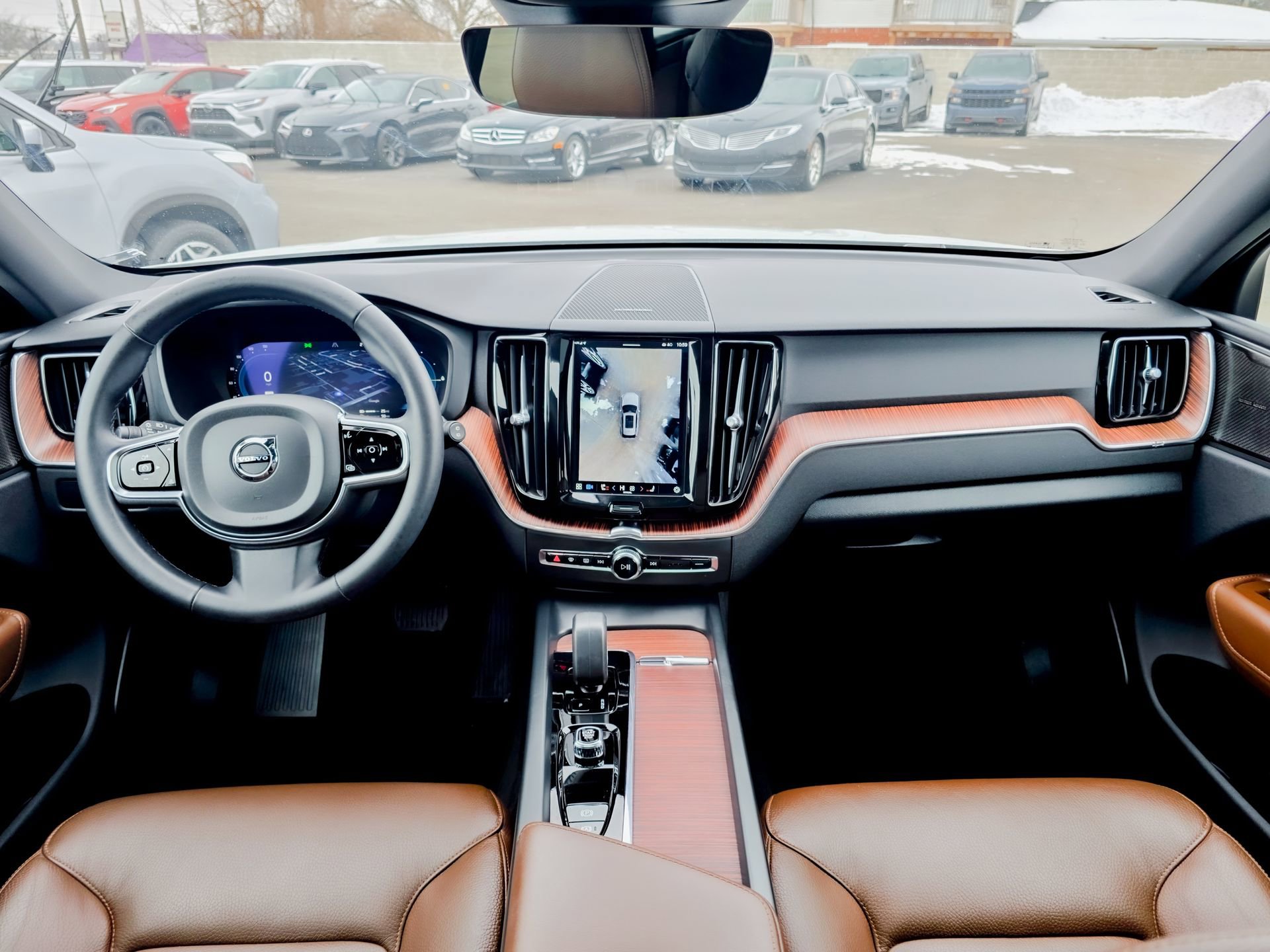 Used 2024 Volvo XC60 T8 Plus w/ Climate Package image 37