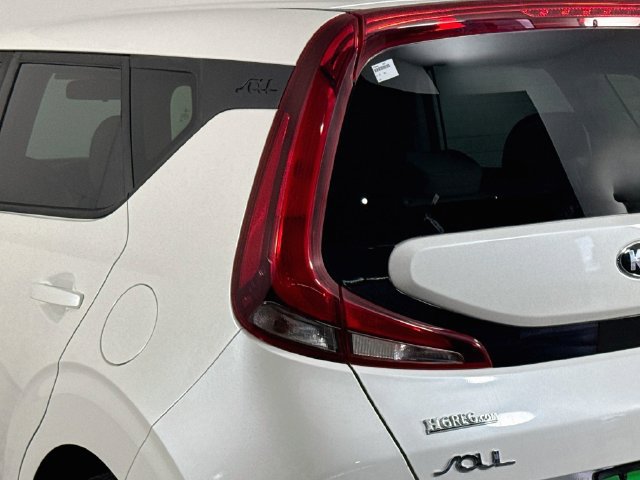 Used 2021 Kia Soul LX FWD image 35