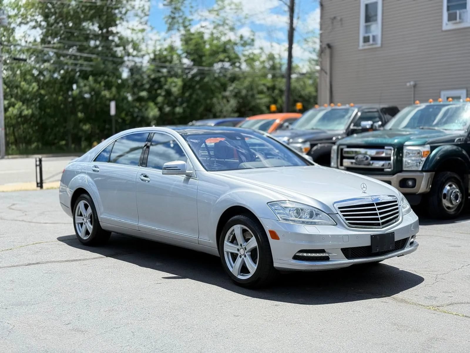 Used 2013 Mercedes-Benz S 550 4MATIC image 3