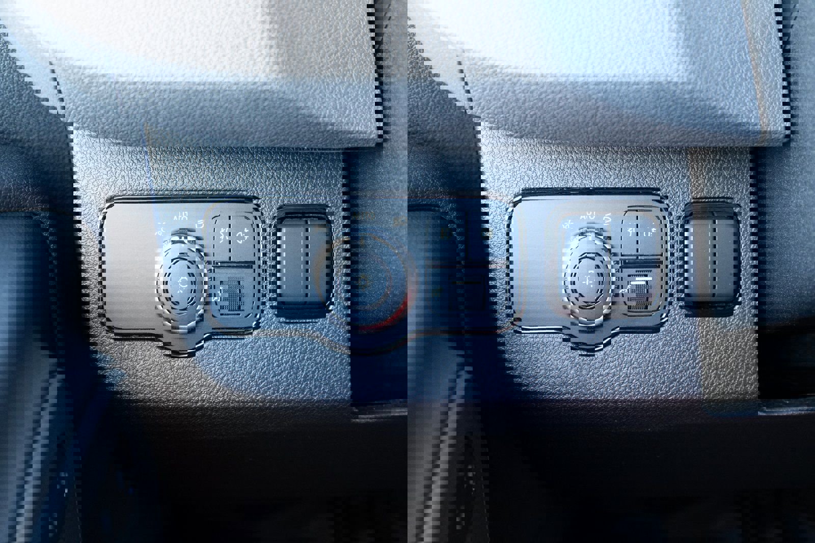 Used 2021 Mercedes-Benz Sprinter 3500 image 7