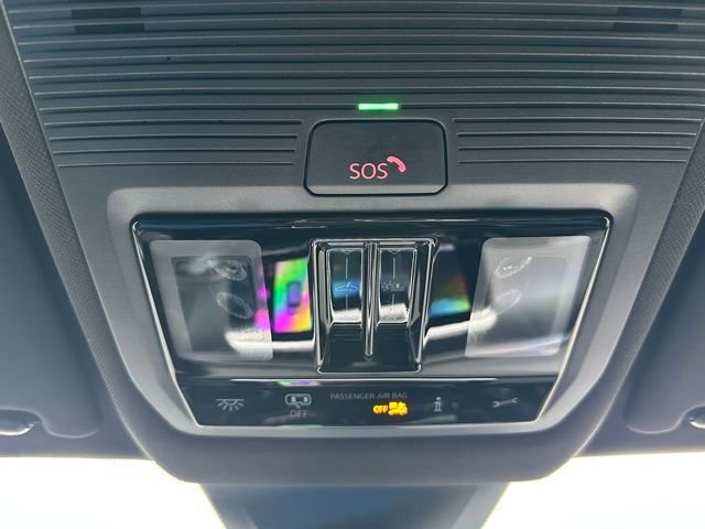New 2026 Volkswagen Atlas Cross Sport SEL R-Line image 37