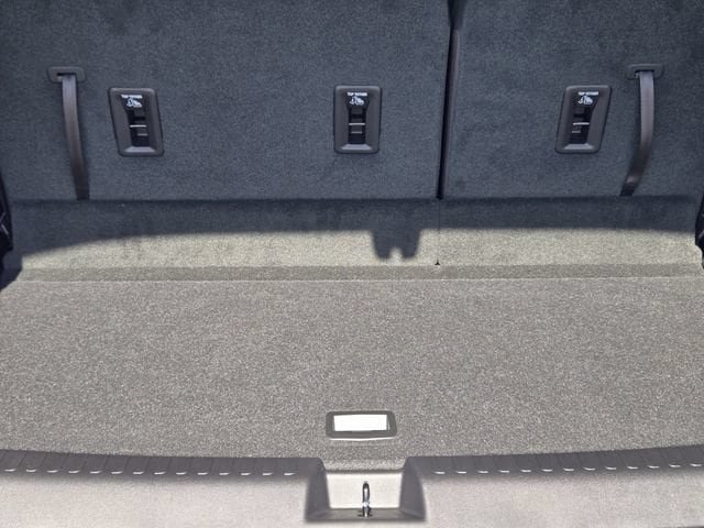 New 2026 GMC Acadia Elevation w/ Black Edition FWD image 23