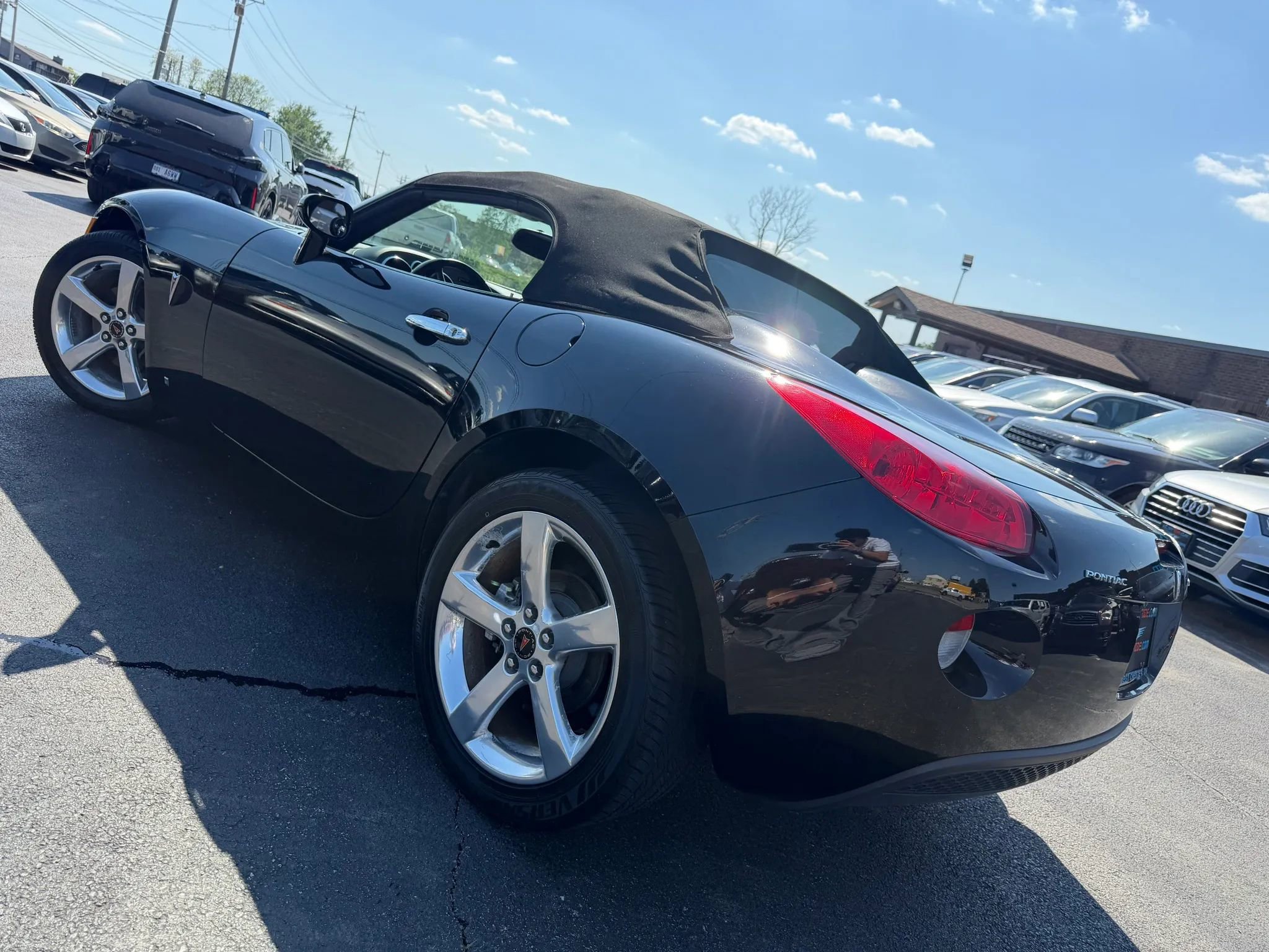 Used 2006 Pontiac Solstice Convertible w/ Premium Package image 53