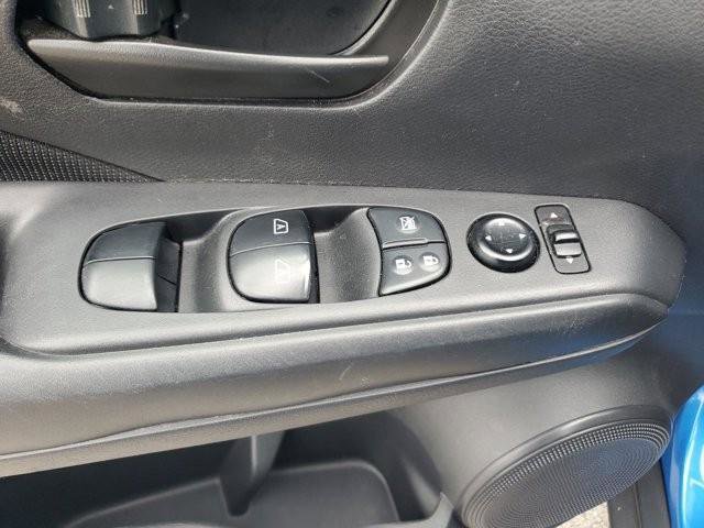 Used 2023 Nissan Kicks S image 22