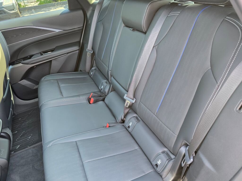 Used 2024 Cadillac Lyriq Sport image 17