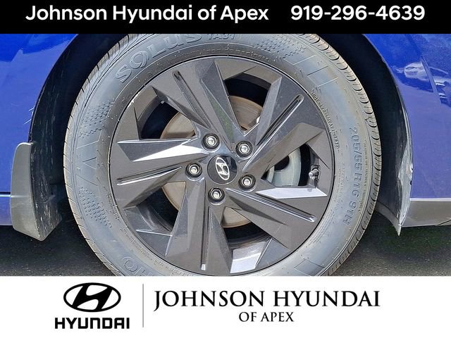 Certified 2022 Hyundai Elantra SEL FWD image 28