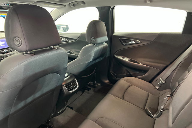 Used 2024 Chevrolet Malibu LT image 19
