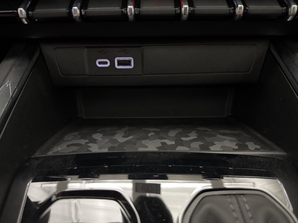 New 2025 GMC Canyon Elevation w/ Convenience Package image 37