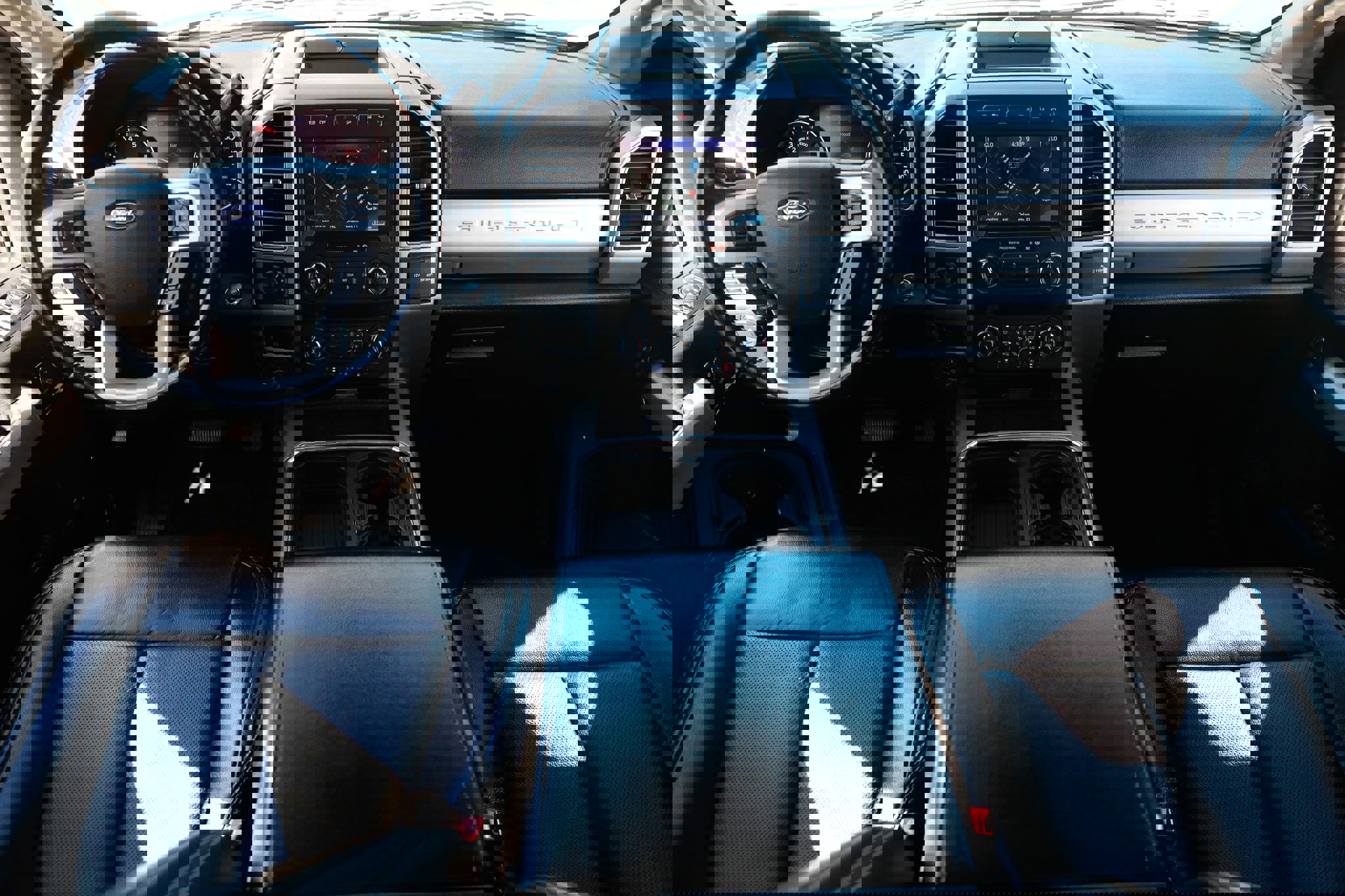 Used 2021 Ford F350 Lariat w/ Lariat Ultimate Package image 2