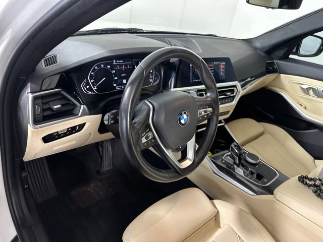 Used 2021 BMW 330i xDrive Sedan w/ Convenience Package image 13