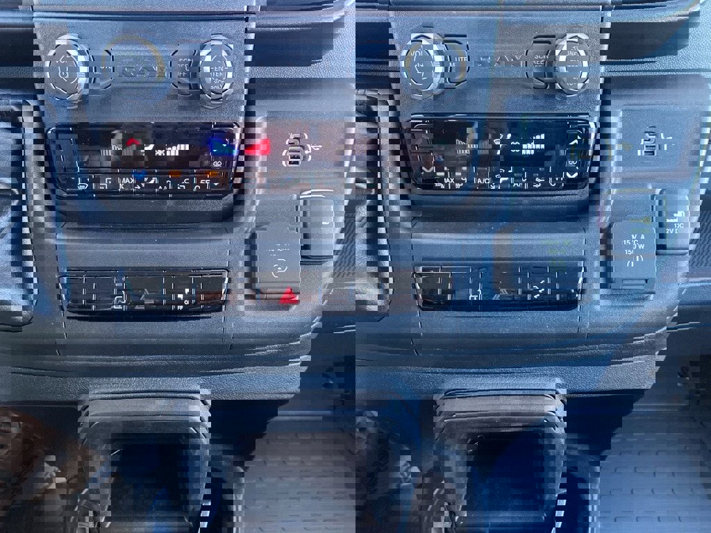 New 2025 RAM ProMaster 2500 w/ Convenience Group image 11