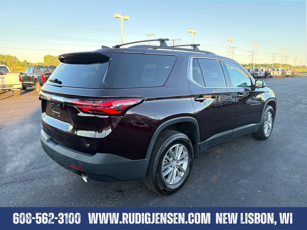 Used 2023 Chevrolet Traverse LT AWD/4WD image 5