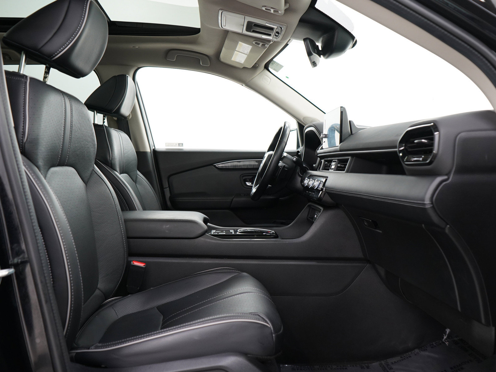 Used 2024 Honda Pilot Elite image 12