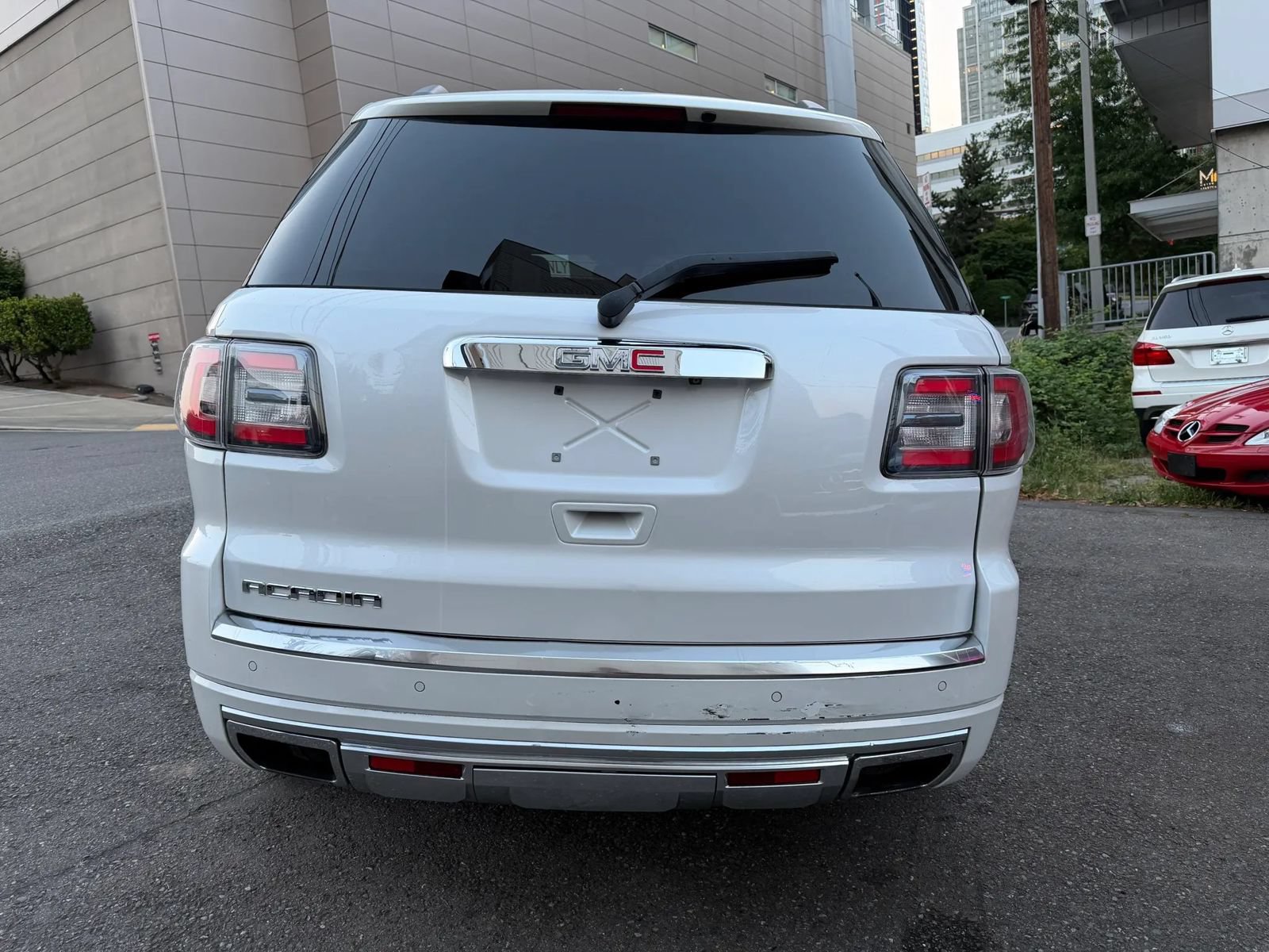 Used 2016 GMC Acadia Denali FWD image 6