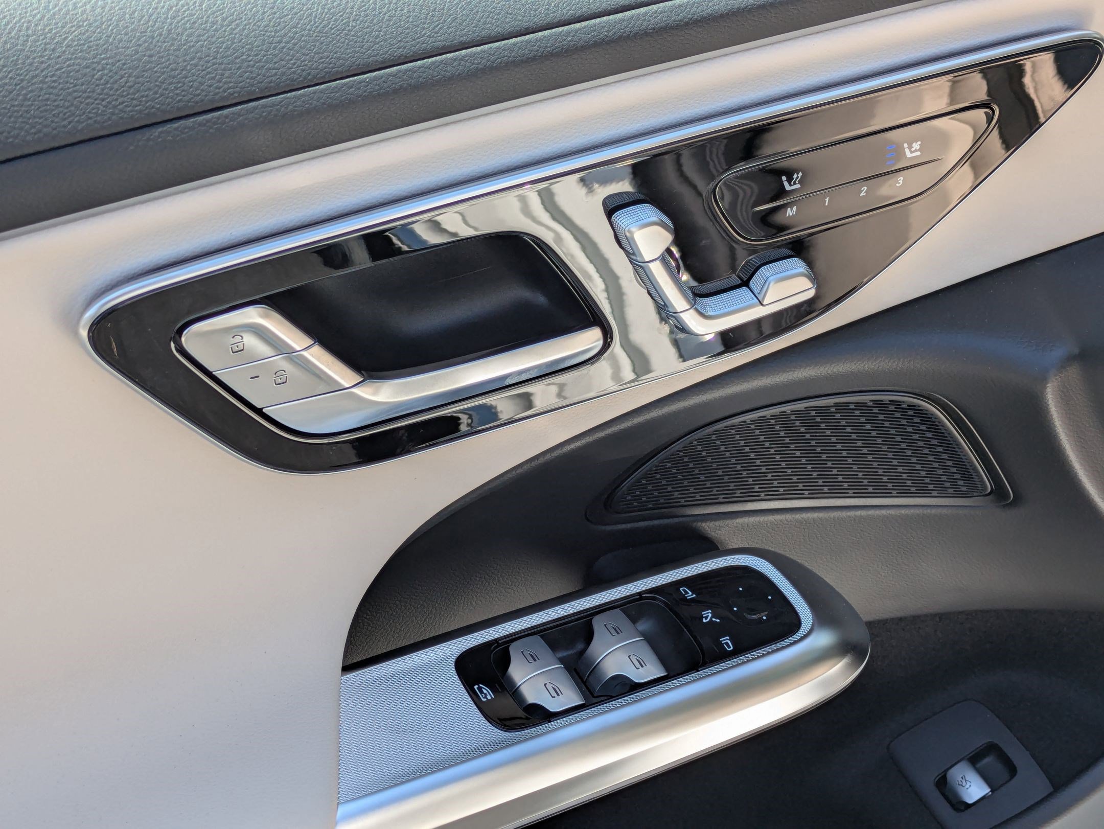 New 2025 Mercedes-Benz E 350 Sedan image 15