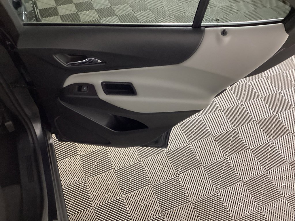 Used 2022 Chevrolet Equinox LT image 11