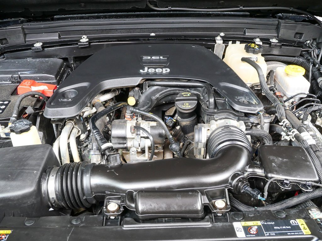 Used 2021 Jeep Wrangler Unlimited Sahara image 30