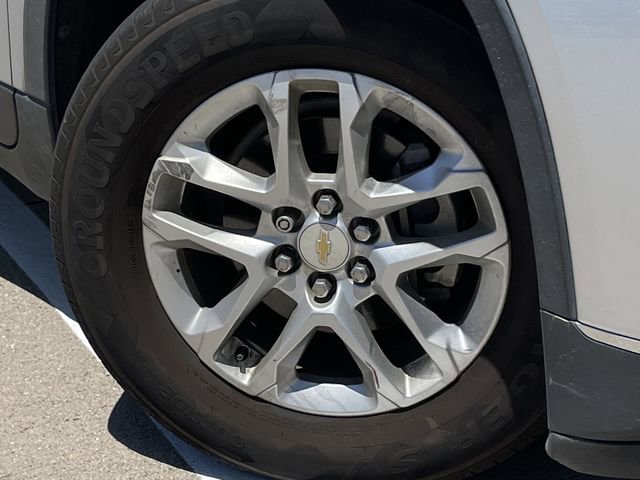 Used 2019 Chevrolet Traverse LT FWD image 9