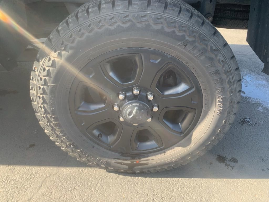 Used 2017 RAM 2500 Big Horn w/ Sport Appearance Group AWD/4WD image 9