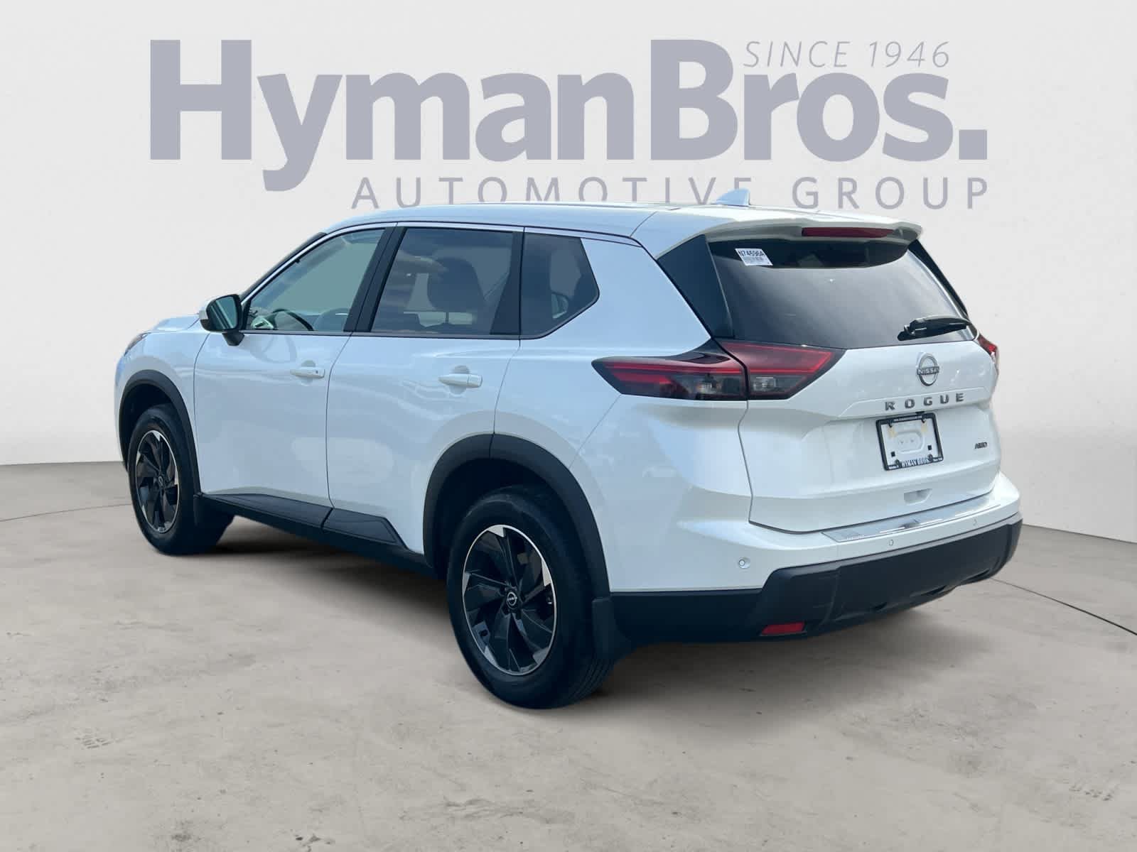 Certified 2026 Nissan Rogue SV w/ Cold Weather Package AWD/4WD image 6