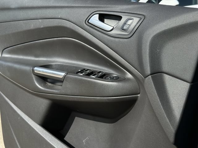 Used 2018 Ford Escape SE w/ SE Sport Appearance Package AWD/4WD image 24