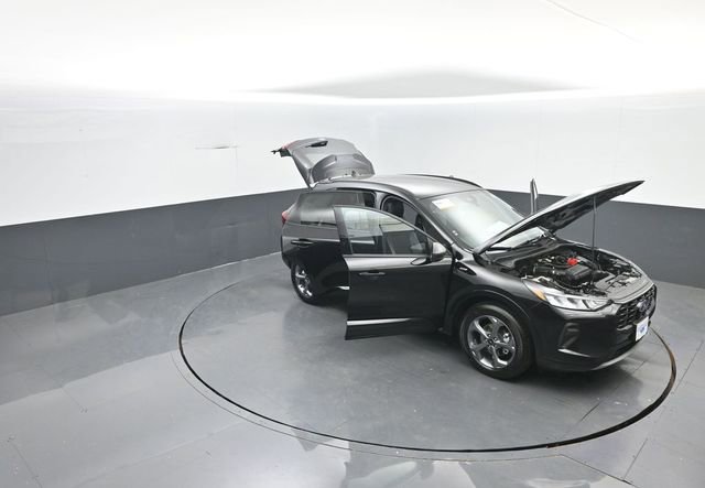 Used 2023 Ford Escape ST-Line AWD/4WD image 33