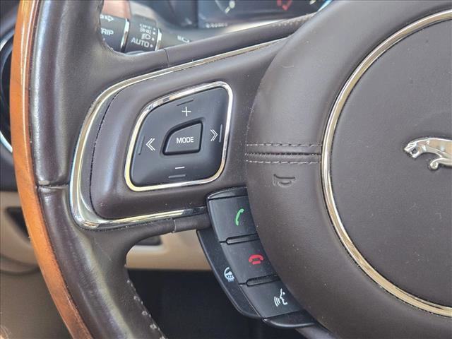 Used 2017 Jaguar XJ R-Sport RWD image 16