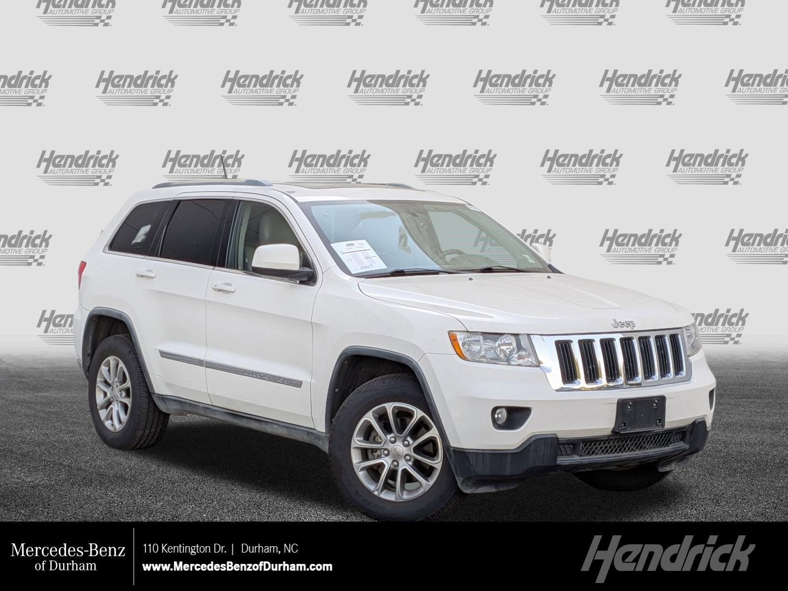 Used 2011 Jeep Grand Cherokee Laredo AWD/4WD image 1