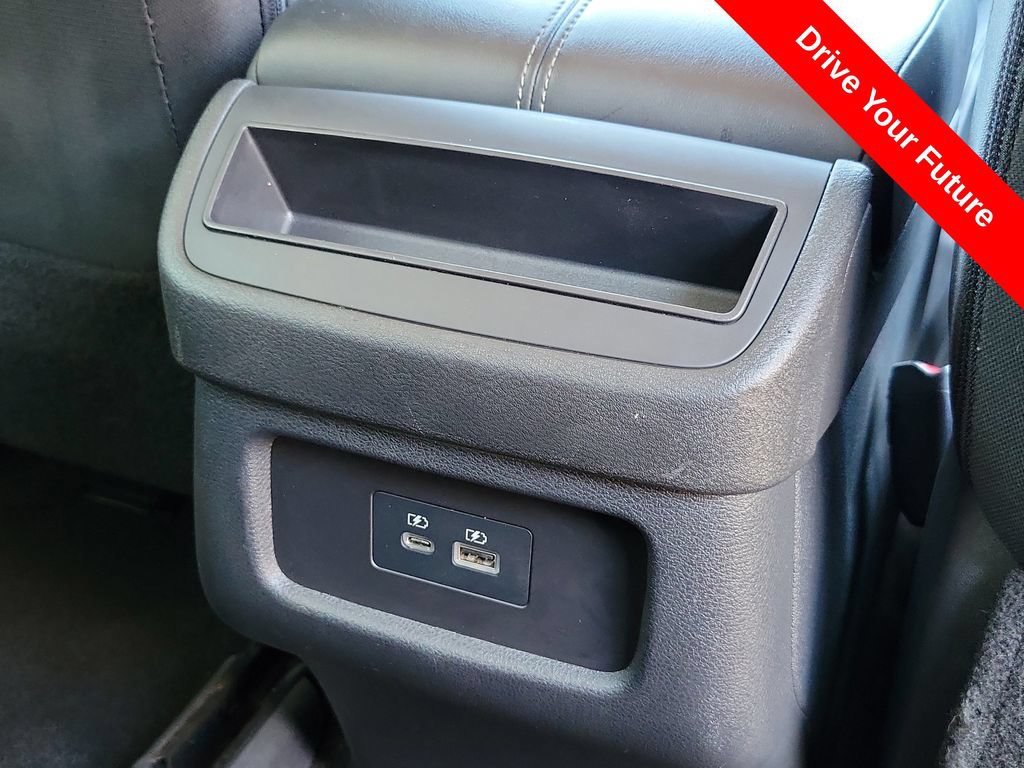 Used 2025 Nissan Pathfinder S FWD image 23