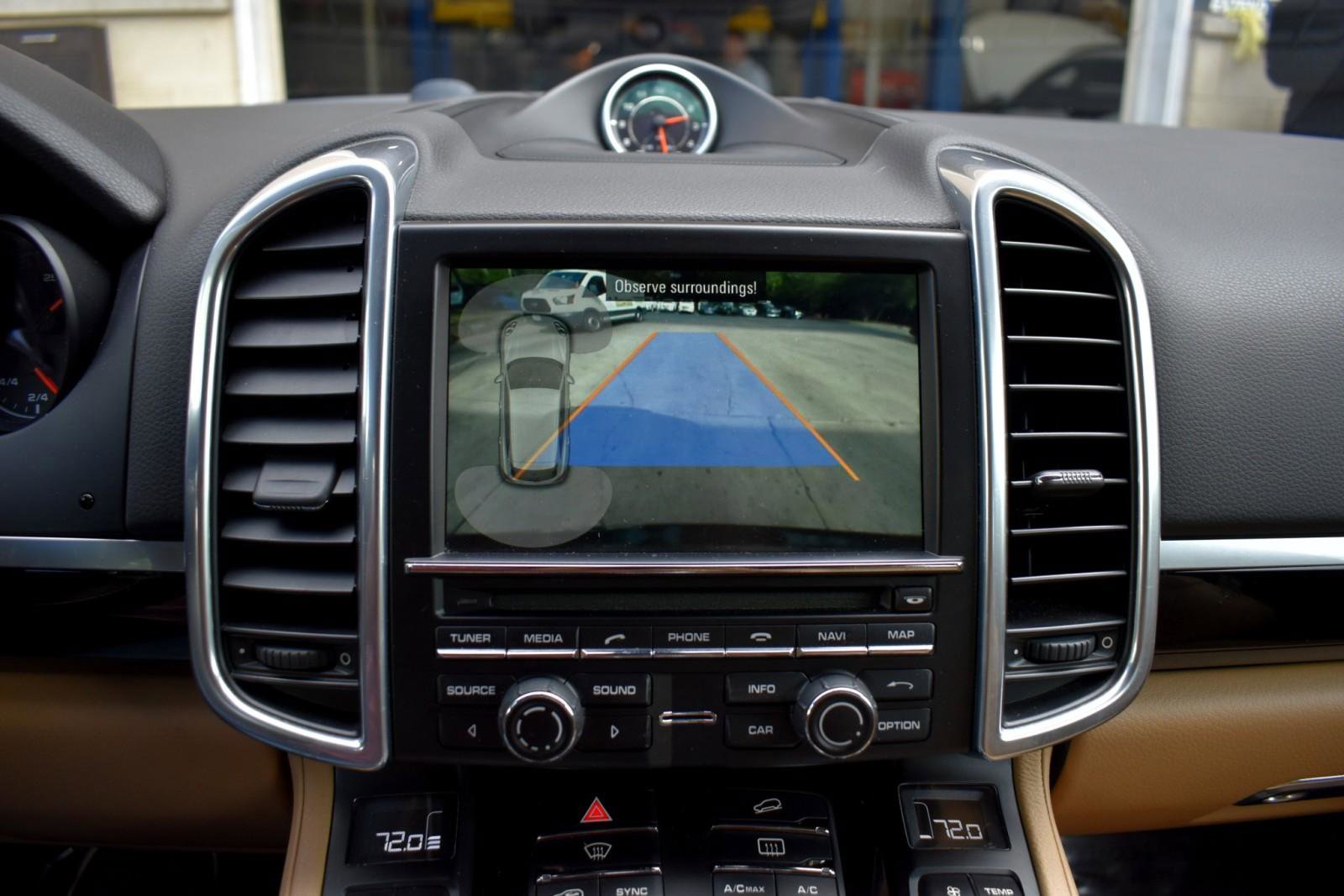 Used 2016 Porsche Cayenne image 22