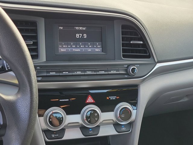 Used 2019 Hyundai Elantra SE image 24