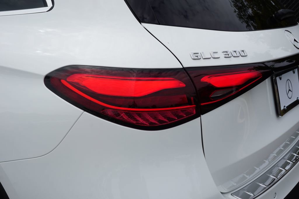 New 2026 Mercedes-Benz GLC 300 4MATIC image 15