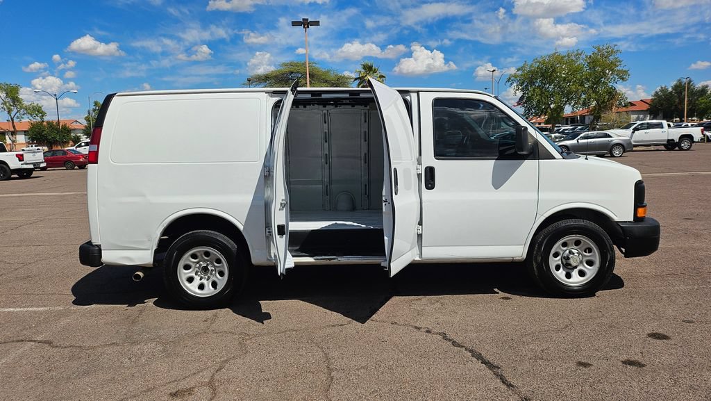 Used 2014 Chevrolet Express 1500 RWD image 18