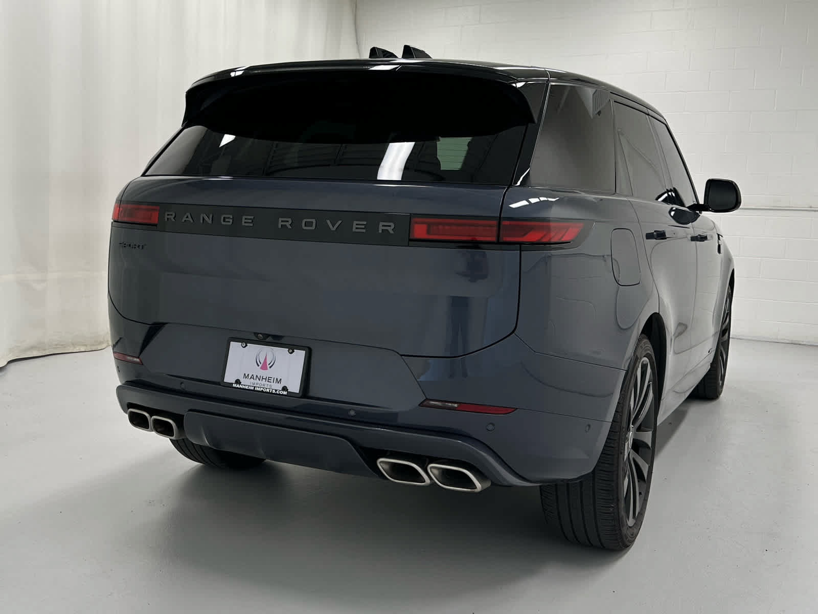 Used 2025 Land Rover Range Rover Sport Autobiography AWD/4WD image 6