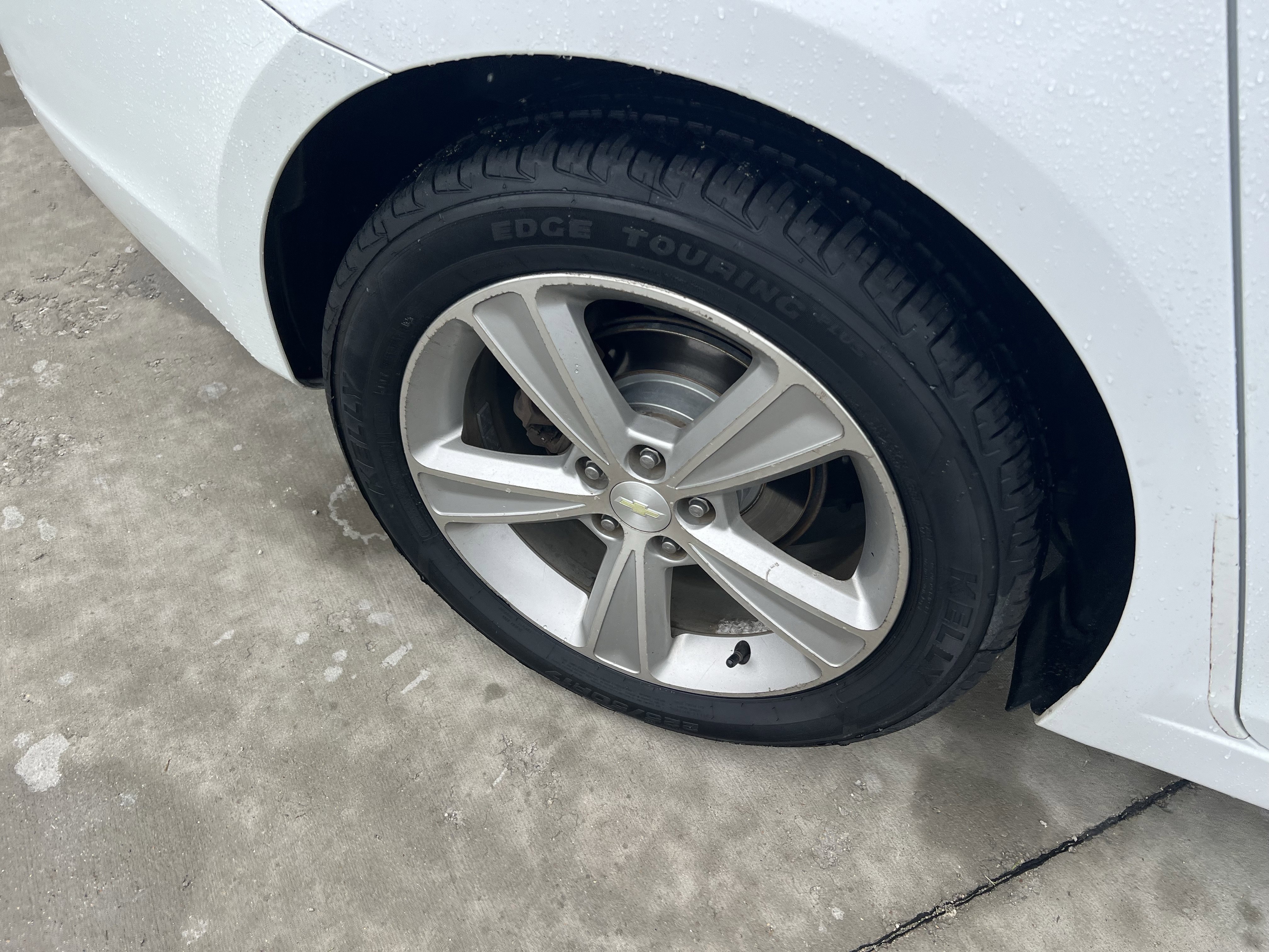 Used 2013 Chevrolet Cruze LT FWD image 4