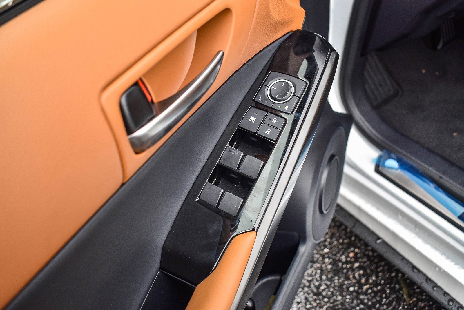 New 2025 Lexus IS 300 w/ Comfort Package image 19