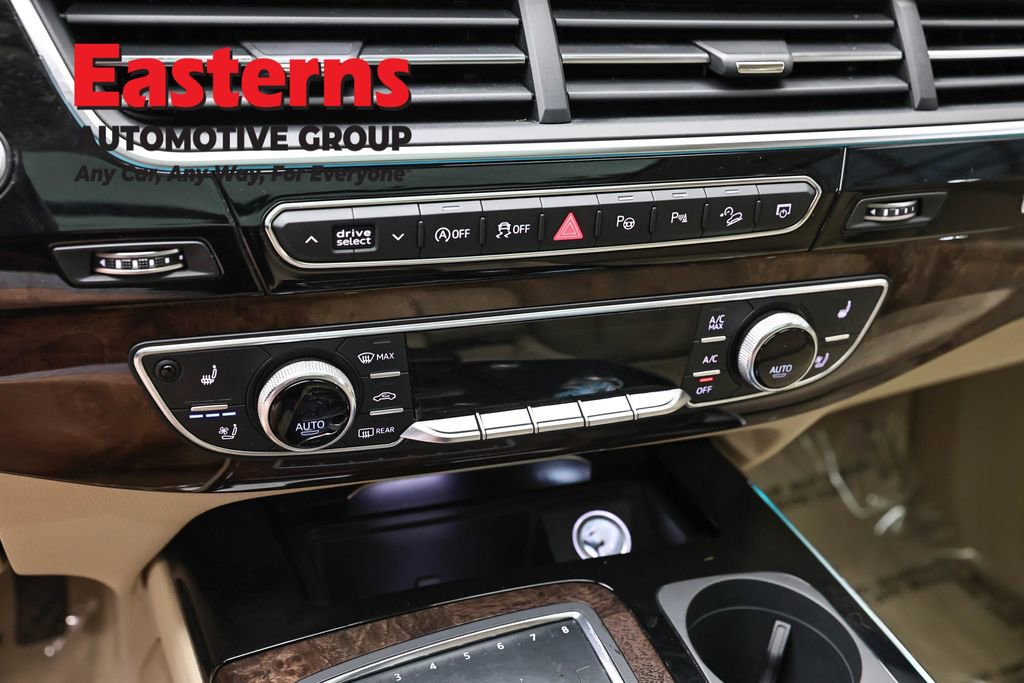 Used 2019 Audi Q7 3.0T Prestige w/ Prestige Package AWD/4WD image 20
