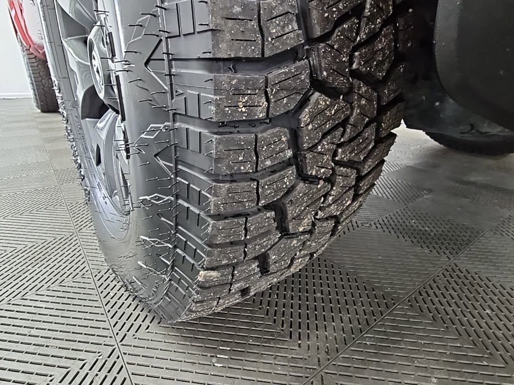 Used 2022 Toyota Tacoma SR5 image 40