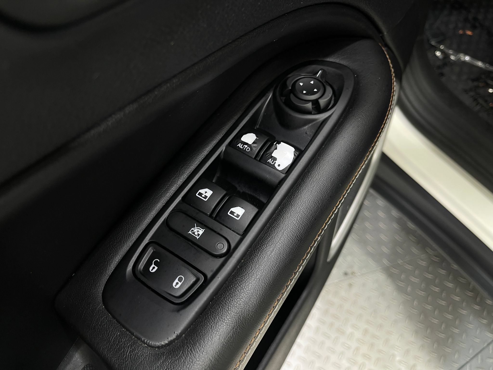 Used 2019 Jeep Compass Sport AWD/4WD image 14