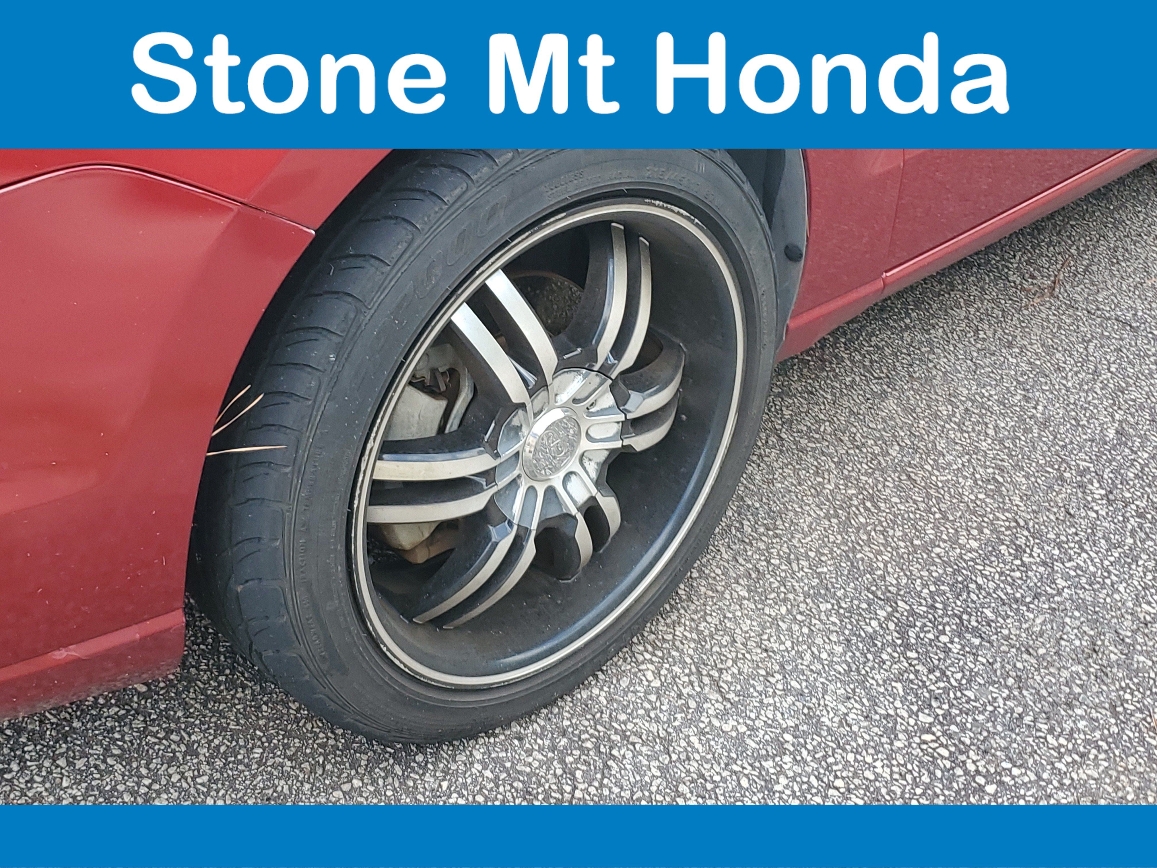 Used 2010 Ford Focus SES FWD image 6