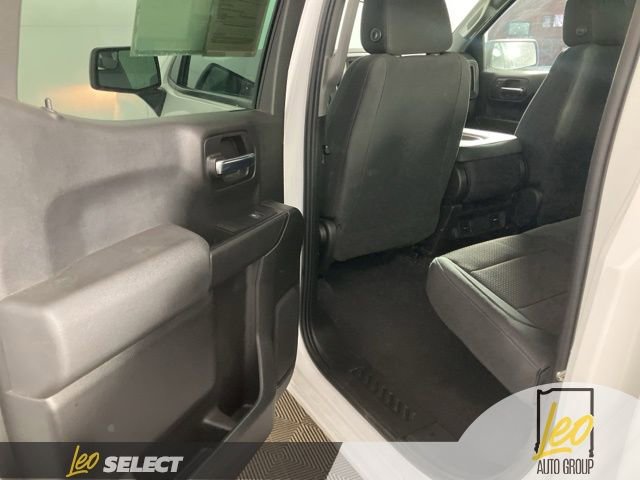Used 2020 Chevrolet Silverado 1500 Custom w/ Custom Value Package AWD/4WD image 19