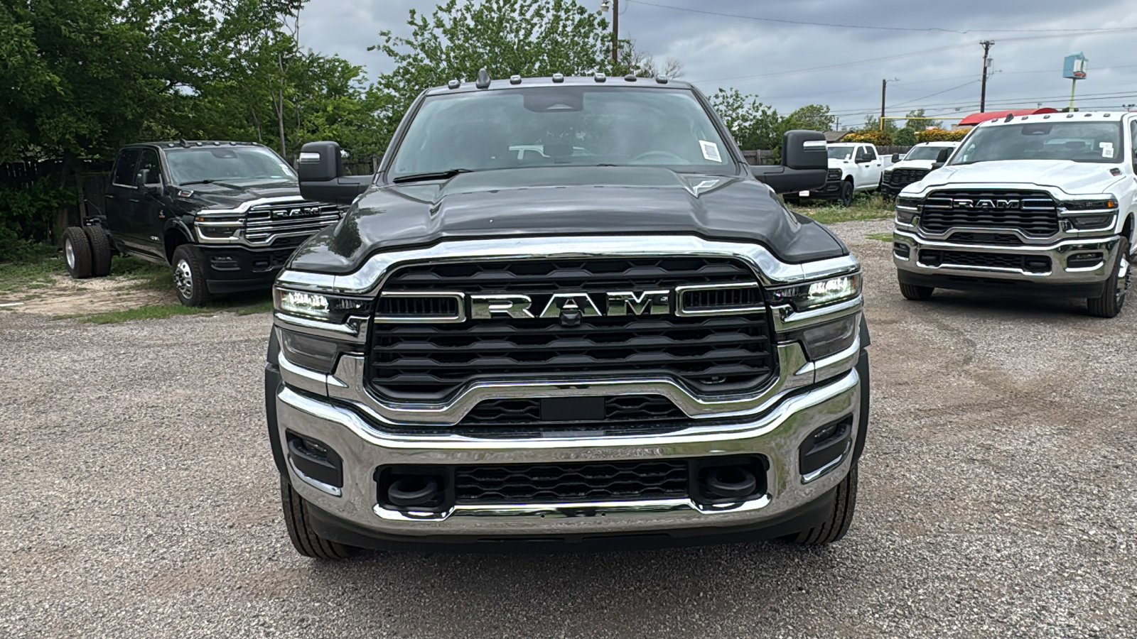 New 2026 RAM 5500 Tradesman w/ Chrome Appearance Group AWD/4WD image 2