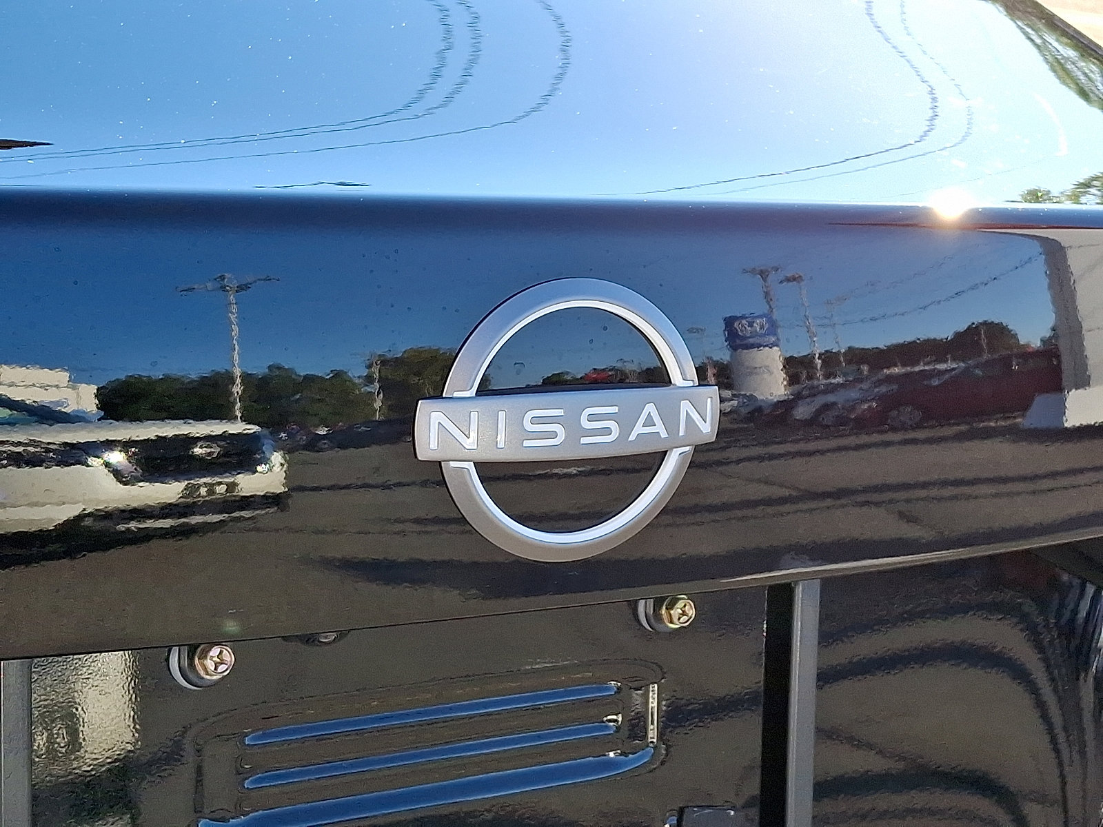 Certified 2025 Nissan Sentra S image 28